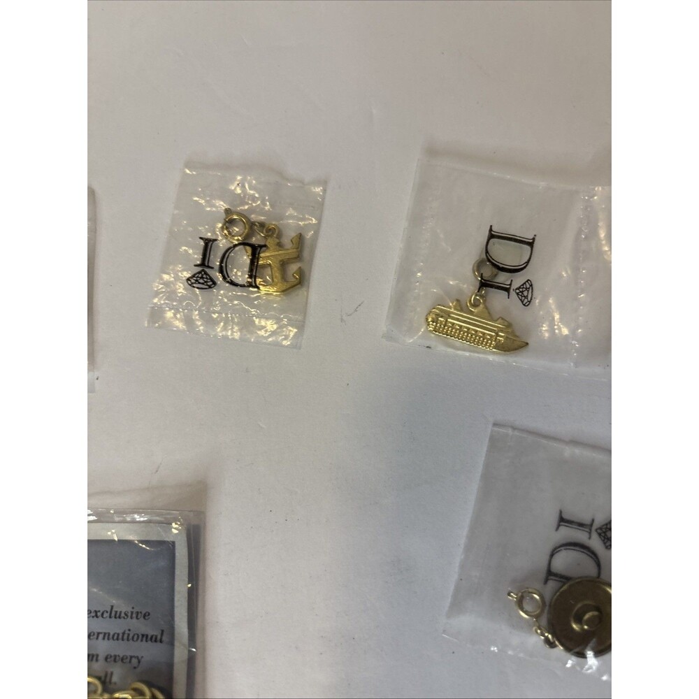 Vtg Di Diamonds International Charm Bracelet w/ Charms; Scuba Ship Anchor Hat - Picture 5 of 7